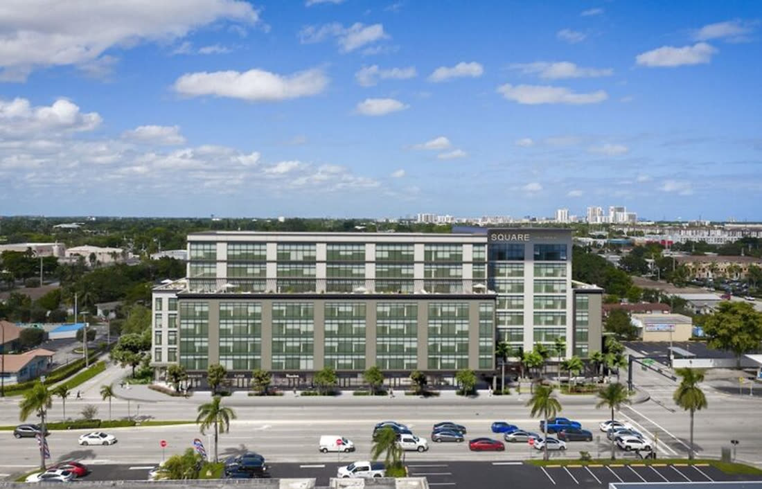 Square Park Oficinas, Hallandale Beach